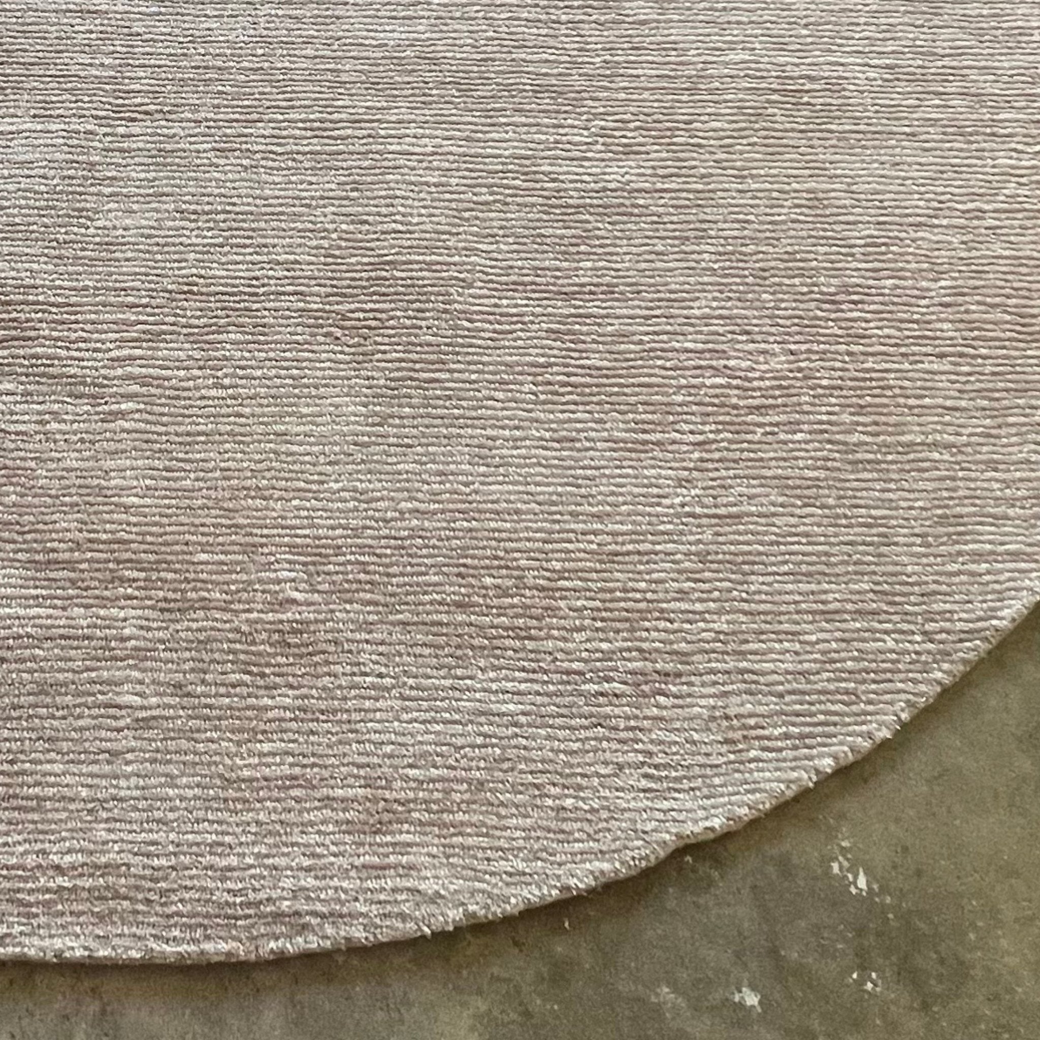 EAGLE Beige | 10´Ø - area rug - KAYMANTA | Luxury Rug Makers