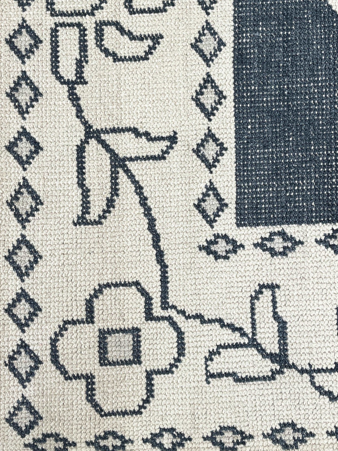 BARATH - KAYMANTA | Luxury Rug Makers