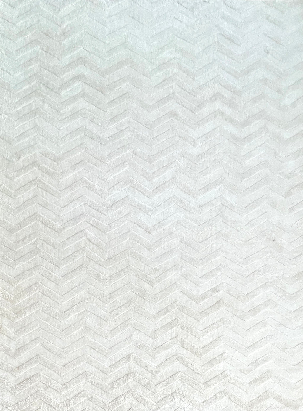 Chevron handmade viscose rug – modern textured pattern with soft sheen, ideal for luxury interiors