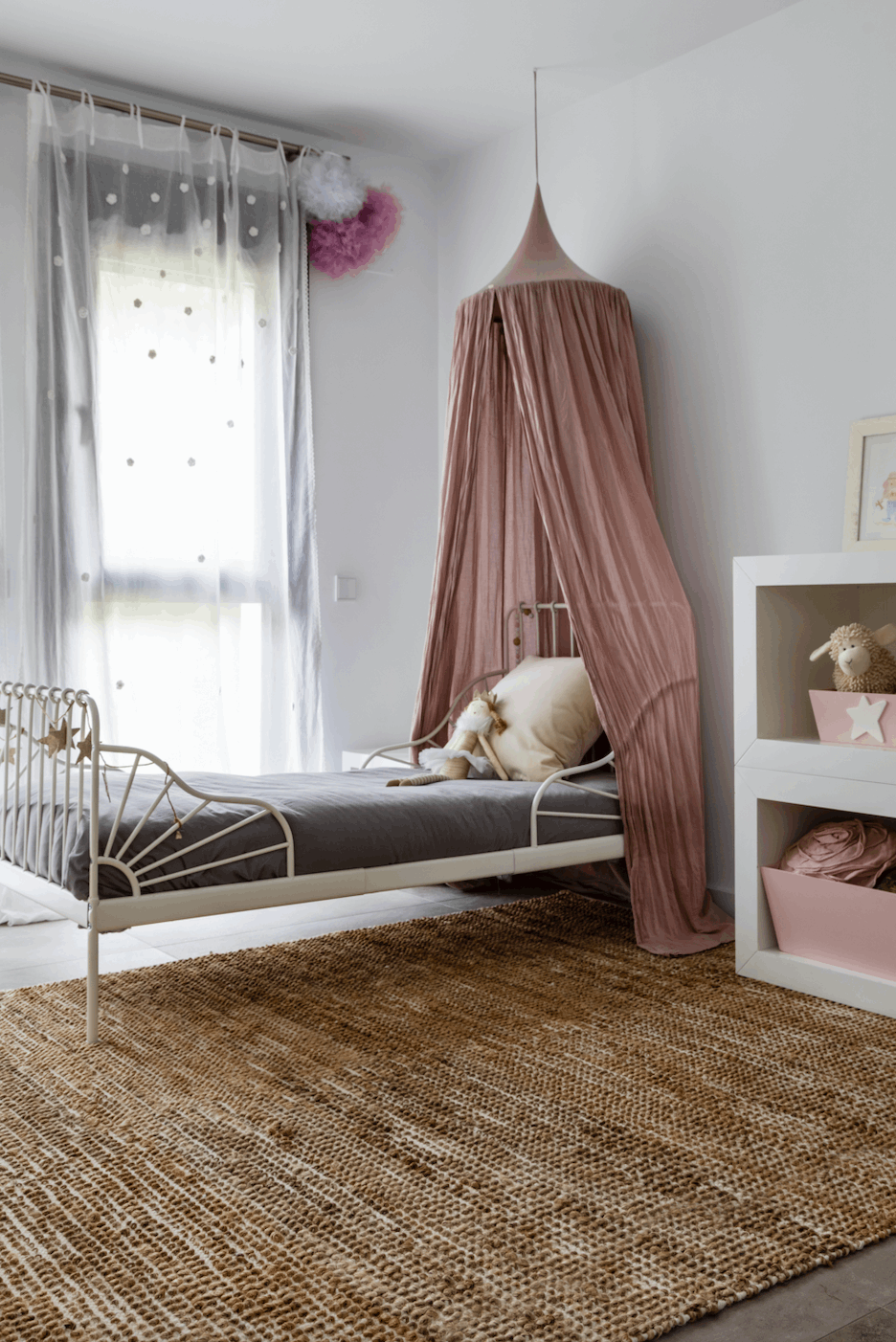 Pampa Rug, handmade in Wool and Natural Jute by KAYMANTA | Luxury Rug Makers |