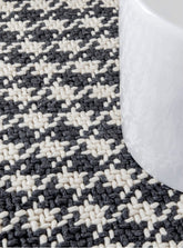 COCÒ - area rug - KAYMANTA | Luxury Rug Makers