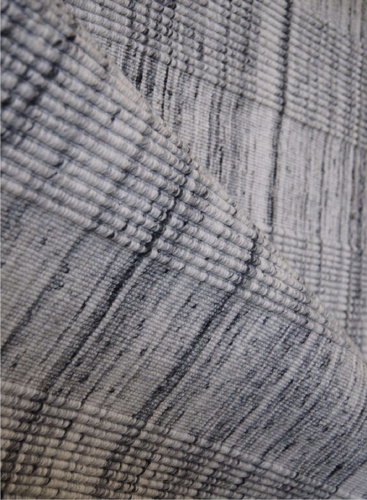 AFRIKA - KAYMANTA | Luxury Rug Makers