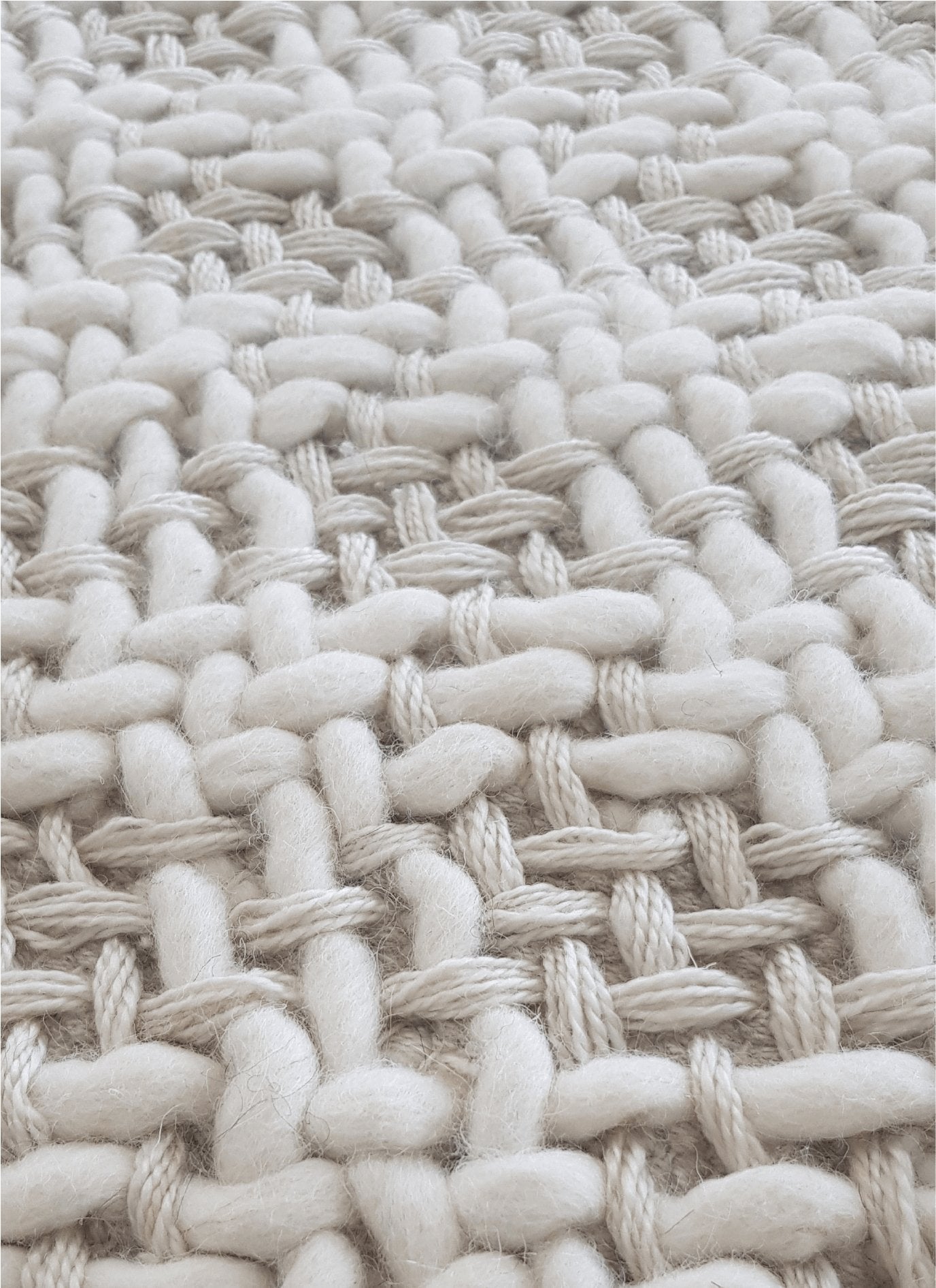 COCÒ - area rug - KAYMANTA | Luxury Rug Makers