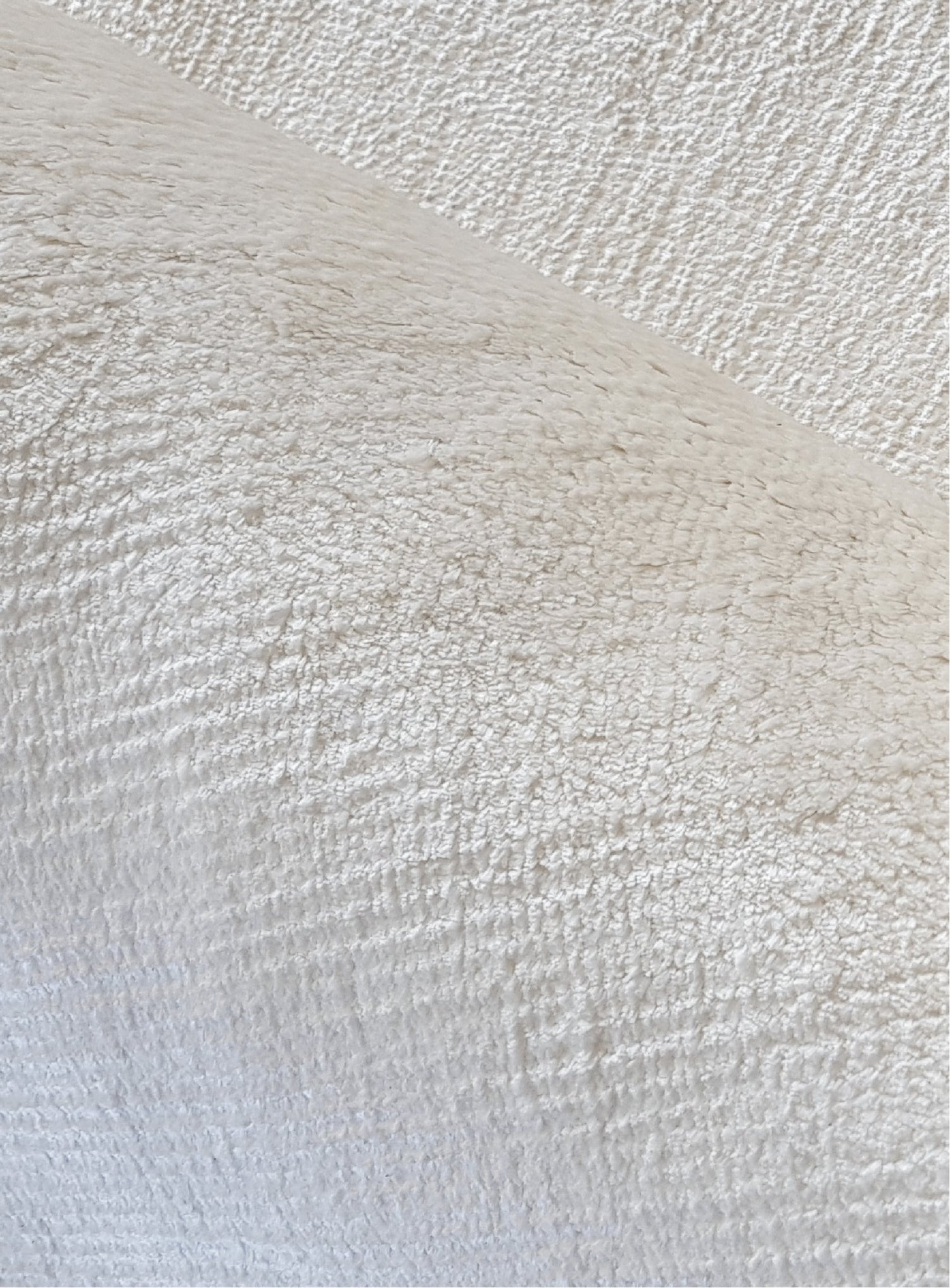 BRISA - area rug - KAYMANTA | Luxury Rug Makers