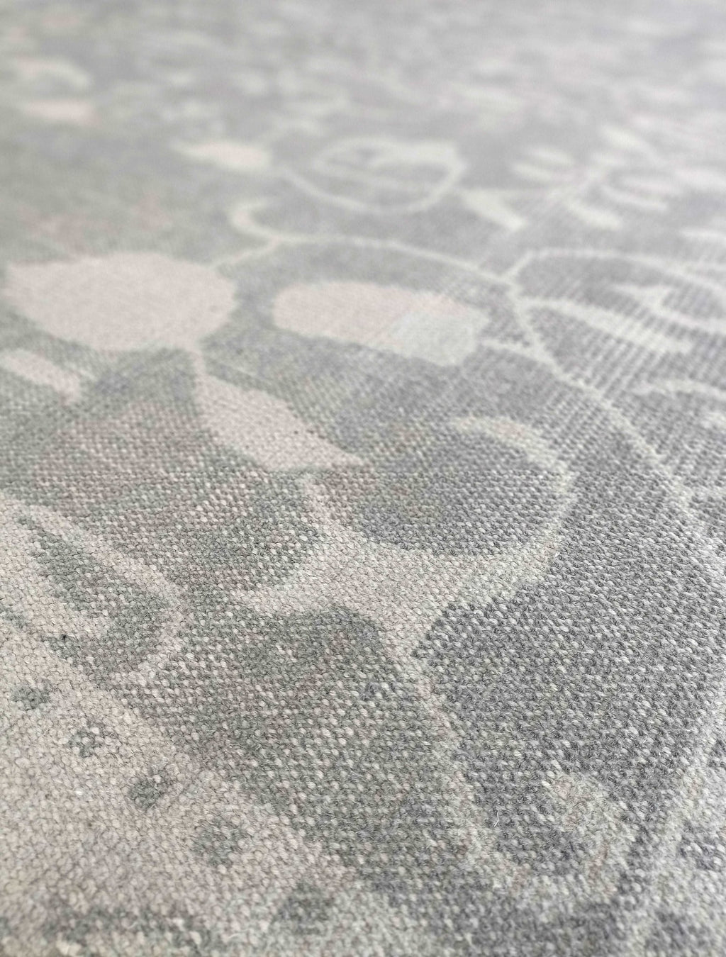 KARTAN | 8 X 10 Ft - area rug - KAYMANTA | Luxury Rug Makers