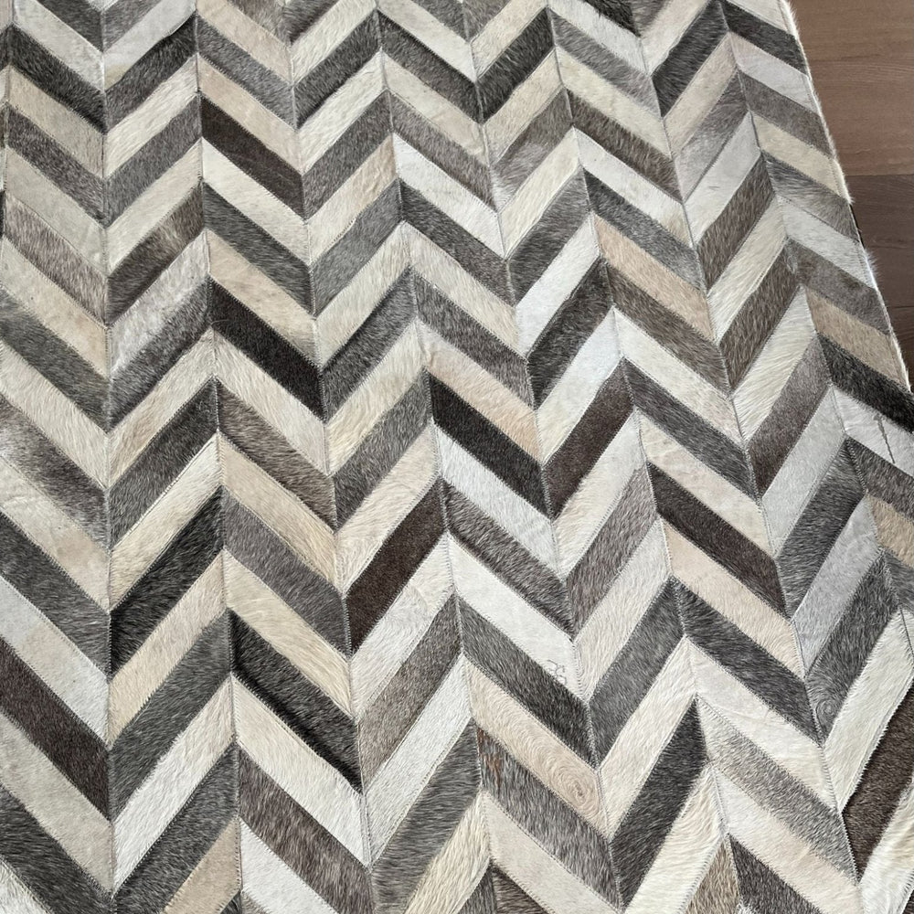 CHEVRON | 9 X 12 Ft - area rug - KAYMANTA | Luxury Rug Makers
